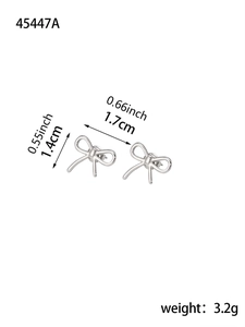 Detailed dimensions of silver bow stud earrings showing width, height and weight