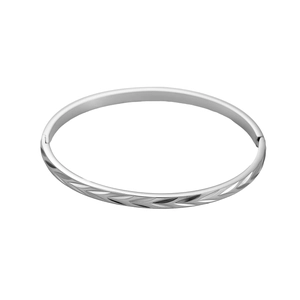 Detail of silver hinged bangle featuring intricate feather texture and polished finish