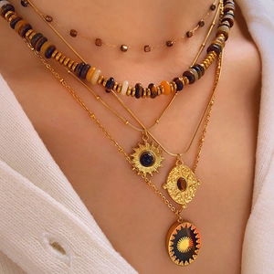 Retro meerlaagse gouden ketting met zon hanger en tijgeroog kralen in bohemian stijl