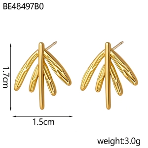 Elegant gold leaf earrings 1.7x1.5cm dimension display on white background