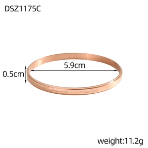 Detailed view of rose gold Hakuna Matata cuff bracelet with 5.9cm diameter specs