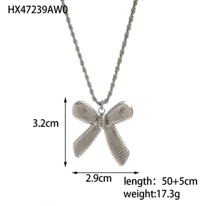 Silver bow pendant necklace dimensions 3.2x2.9cm with 50+5cm twisted rope chain details