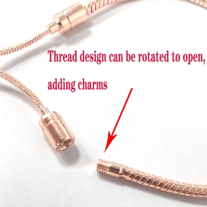 Roségoldenes Schlangenarmband mit Gewindeverschluss für Charms, verstellbare Größe