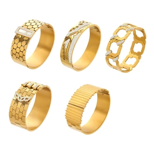 Set of 18k gold plated stainless steel bangles with honeycomb patterns and zircon inlays