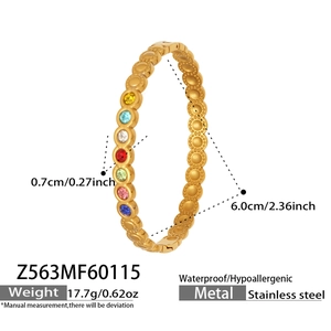 Details zum Gold-Edelstahlarmband mit bunten Zirkonia und Ringtextur-Spezifikationen