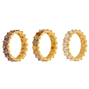 Tre anelli in acciaio placcati oro 18k con zirconi colorati a taglio triangolare