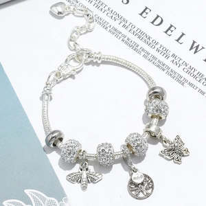 Silver-plated heart snake chain bracelet with sparkling zircon charms and nature pendants