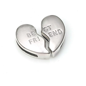 Interlocking silver heart charms with Best Friend engraving for mesh bracelets
