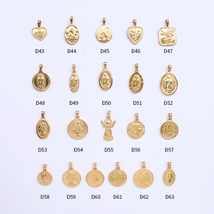 21 styles of 18K gold plated titanium steel heart and coin pendants with vintage portraits