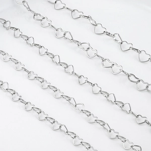 Cadena de eslabones de corazón en acero inoxidable plateado para joyería artesanal