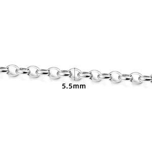 Macro view of 5.5mm stainless steel oval link chain for DIY jewelry making