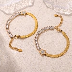 Elegant 18k gold plated snake chain bracelet with star charm and zircon stones