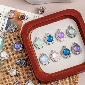 Himmlische Sonnen- und Mondanhänger aus Silber mit Harzsteinen und Perlen für DIY-Schmuck