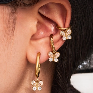 Ensemble de boucles d'oreilles papillon en acier plaqué or 18k avec cristaux zircons