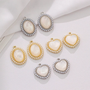 Vintage Elegant Alloy Opal Heart Oval Jewelry Charms With Artificial Pearl Border For DIY Necklace Bracelet Making Women Accessory