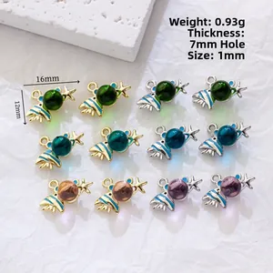 Ciondoli a forma di pesce 3D per gioielli, pendenti colorati in lega di vari colori, 16x12mm