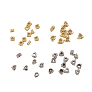 Perline distanziatrici geometriche dorate e argentate quadrate e triangolari per gioielli DIY