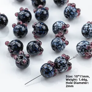 Μπλε γυάλινες χάντρες lampwork σε σχέδιο μύρτιλο για DIY κοσμήματα, μέγεθος 10x11mm