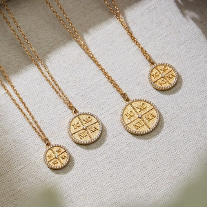 18k vergoldete Edelstahlkette mit byzantinischem Kreuzanhänger und Zirkonia-Verzierung