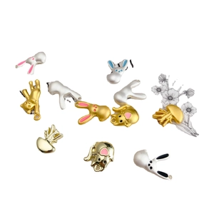 Cartoon rabbit and cat alloy pendants in gold and silver finish for DIY jewelry