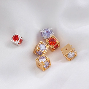 Vergulde kubus kralen met gekleurde zirkoon kristallen voor DIY sieraden maken