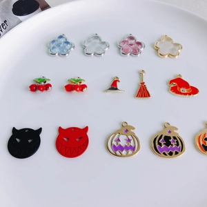 Bunte Emaille-Anhänger aus Legierung für DIY-Schmuck mit Blumen- und Kürbis-Motiven