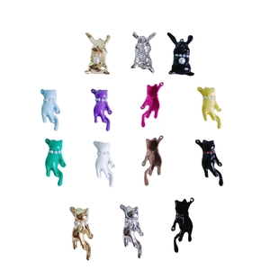Ciondoli colorati a forma di coniglio e gatto in lega con perle per gioielli fai-da-te