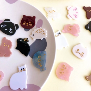Cute animal acrylic DIY accessory charms in various colors including cat, bear and bunny shapes