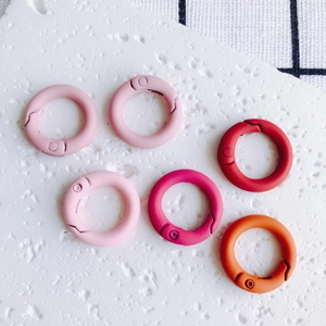 Colorful matte candy-colored spring o-rings for DIY keychains and jewelry accessories