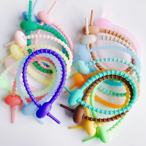 Bunte Silikon-Schnullerketten und Spielzeugbänder mit verstellbaren Pilzkopf-Schnallen