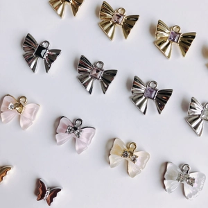 DIY Schleifenanhänger mit Zirkonia-Inlay für Halsketten und Ohrringe in versch Farben