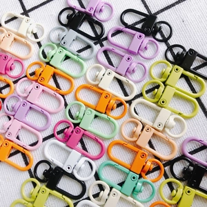 Gekleurde lak kreeft sluitingen en sleutelhangers voor DIY sieraden en tas accessoires