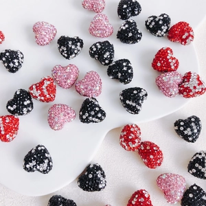 Sparkling DIY heart-shaped rhinestones in red pink and black for handmade jewelry