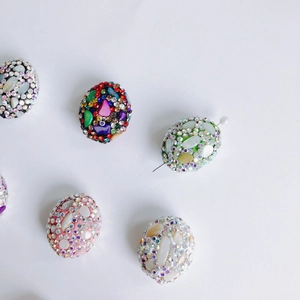 Handmade sparkling rhinestone floral beads for DIY jewelry and phone chain accessories