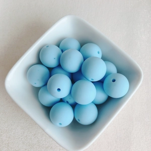 Macro de perles rondes bleu clair mates avec trous pour la création de bijoux DIY