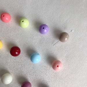 Colorful acrylic macaron beads with center holes for DIY jewelry making accessories