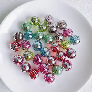 Bunte Acrylperlen mit silbernen Metallstreifen für DIY Schmuckherstellung Set