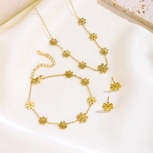 Daisy Flower Stainless Steel Necklace Bracelet Earrings 18K Gold Plated For Women Korean Style Minimalist Jewelry Set