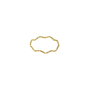 Elegante gouden ring met golfstructuur en glanzende gehamerde metalen afwerking