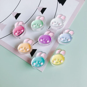 Set van 8 kleurrijke acryl konijnenbedeltjes in macaron-tinten voor DIY-sieraden