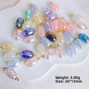 Ciondoli colorati a forma di uva in resina iridescente per creazione gioielli fai-da-te