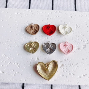 DIY colorful alloy heart charms with cutout rabbit pattern for jewelry making
