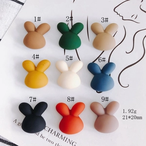 Matte Hasenkopf-Anhänger aus Harz in 9 Farben für DIY-Schuhschmuck und Haarspangen