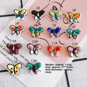 Cuentas de cerámica de mariposa coloridas para joyería DIY en varios estilos pintados a mano