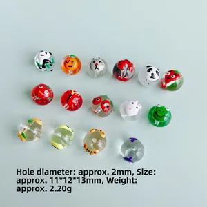 Set di perline in vetro animali e frutta per gioielli fai da te foro 2mm