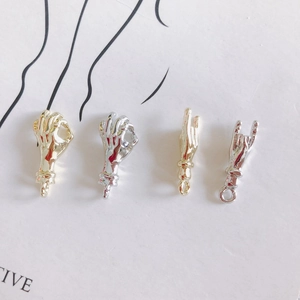 Metall-Anhänger in Handform in Gold und Silber für DIY Schmuckherstellung Set