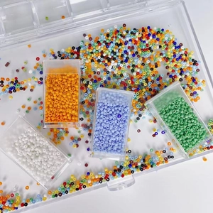Kit de perles de rocaille 2mm avec boîtes de rangement transparentes pour bijoux DIY