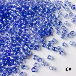 Λήψη macro από ημιδιαφανείς μπλε χάντρες AB 4mm για χειροποίητα κοσμήματα DIY