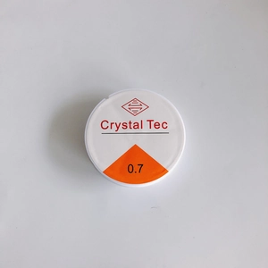 Λεπτομερής όψη ελαστικού νήματος Crystal Tec 0,7 mm για χειροποίητα κοσμήματα και χάντρες