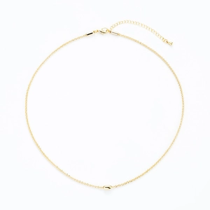 Collana con pendente a cuore a scacchi placcata in oro con chiusura a moschettone e catena